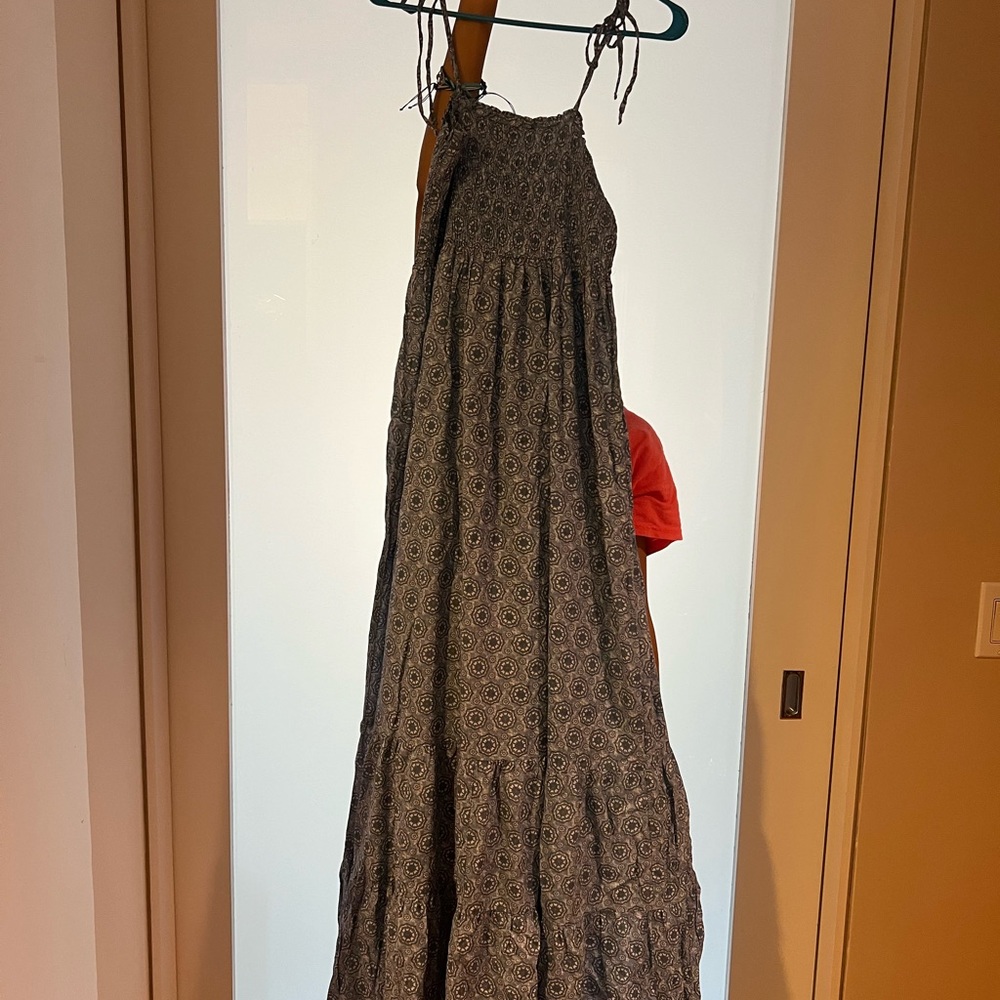 NWT Aqua Smocked Maxi Dress - Picture 5 of 6
